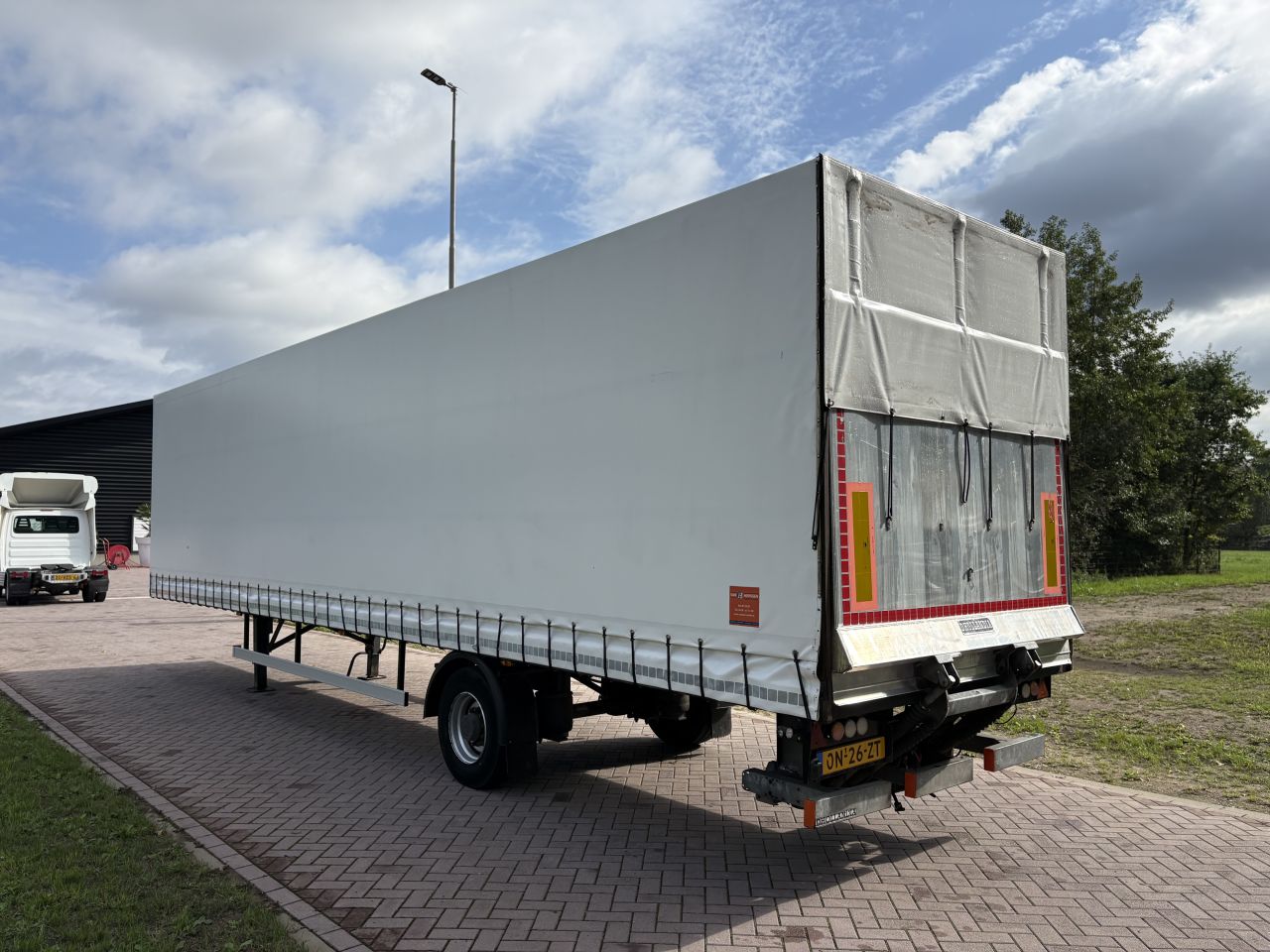 Be oplegger 7 TON DRAF huifzeilen met laadklep