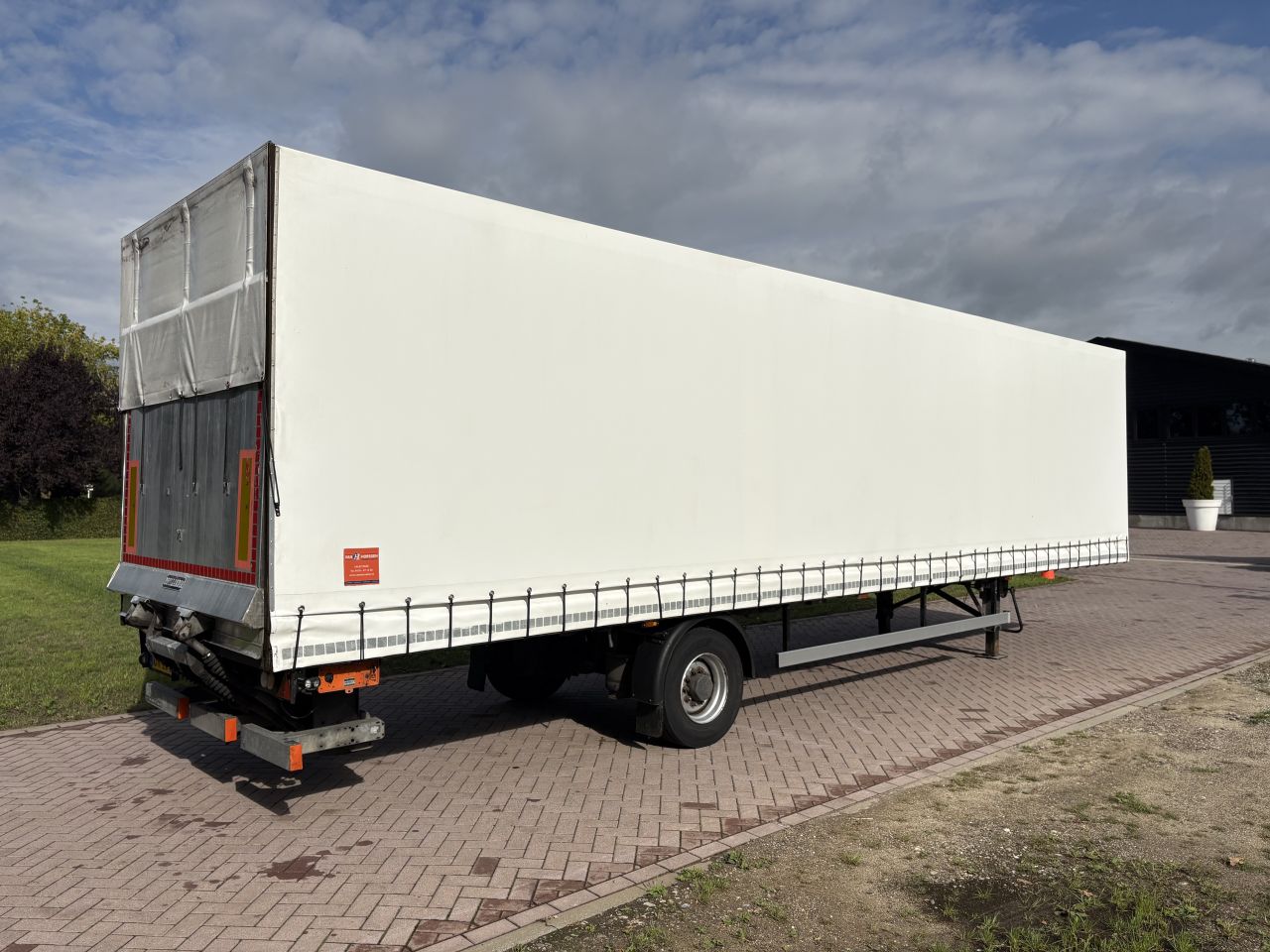 Be oplegger 7 TON DRAF huifzeilen met laadklep