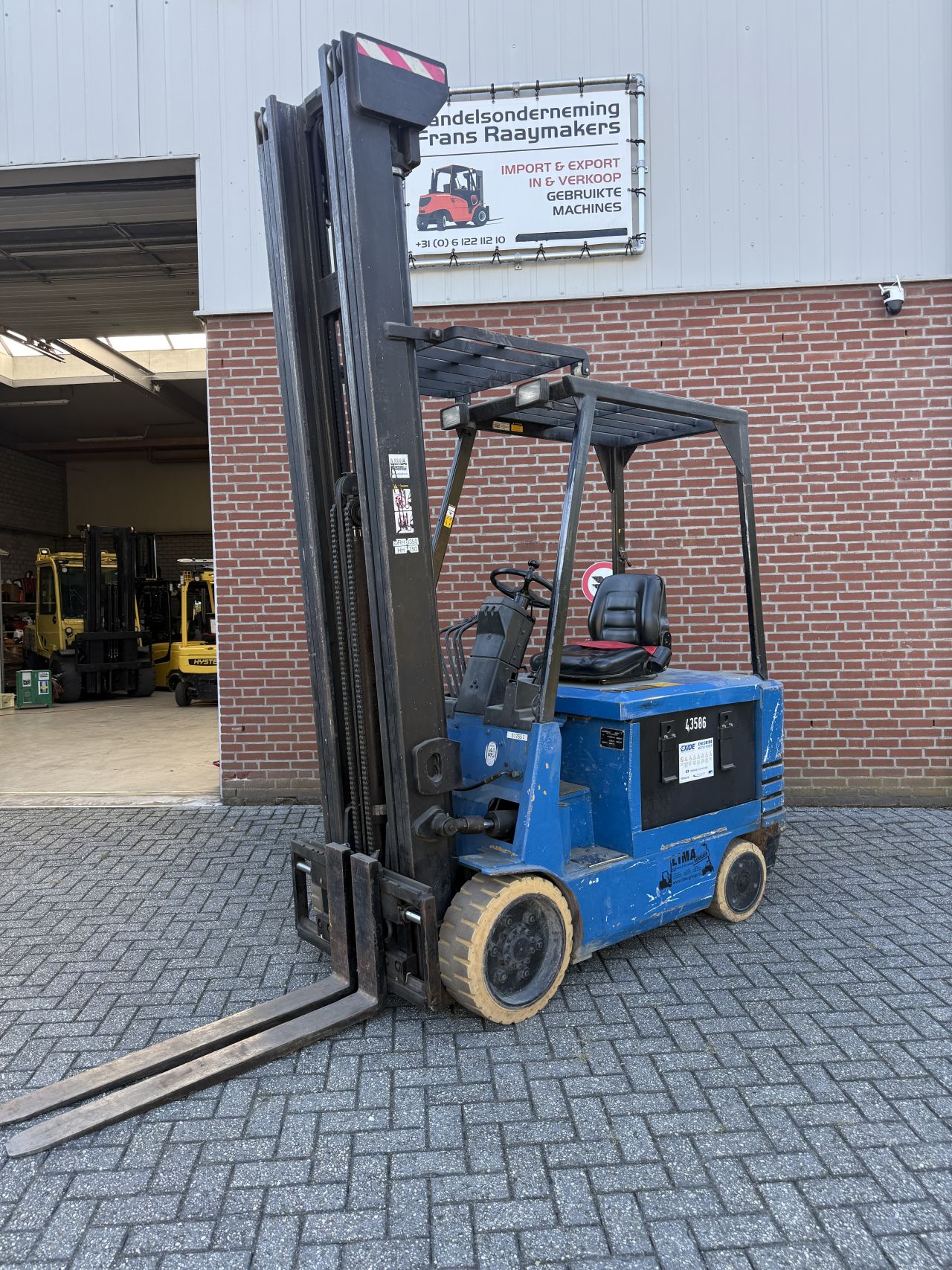 Cat heftruck