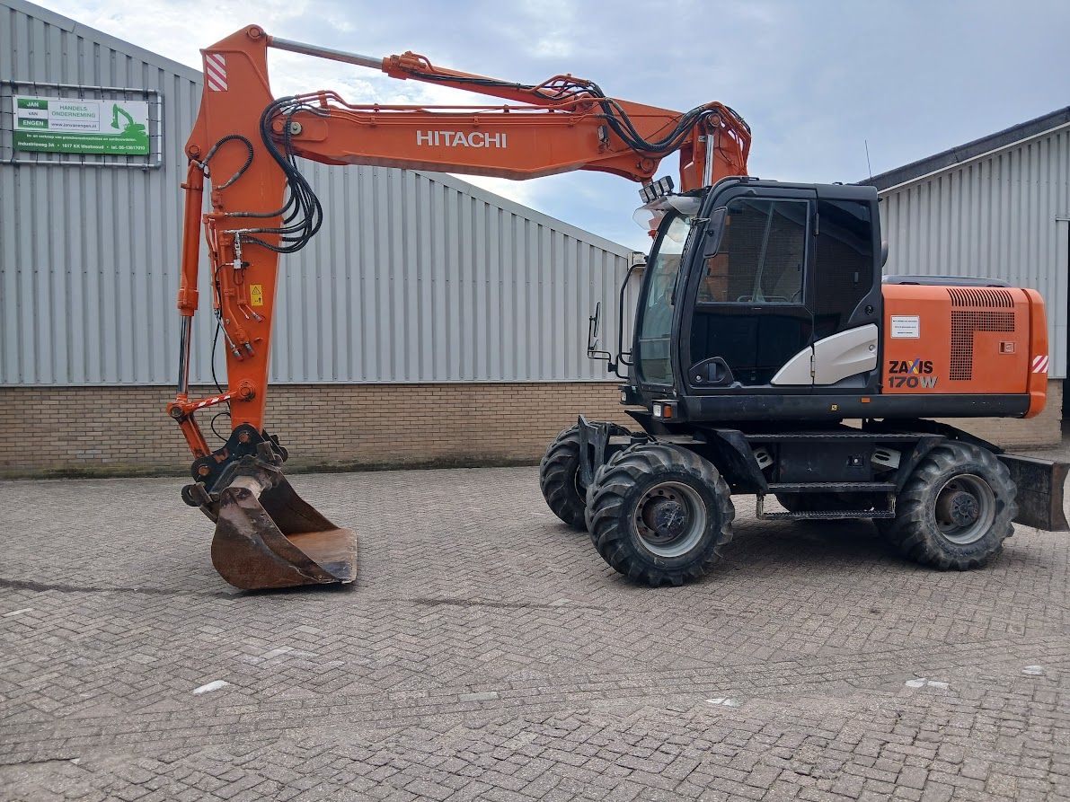 Hitachi ZX170W-5