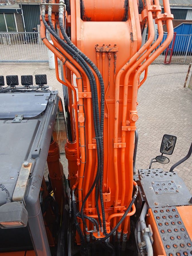 Hitachi ZX170W-5
