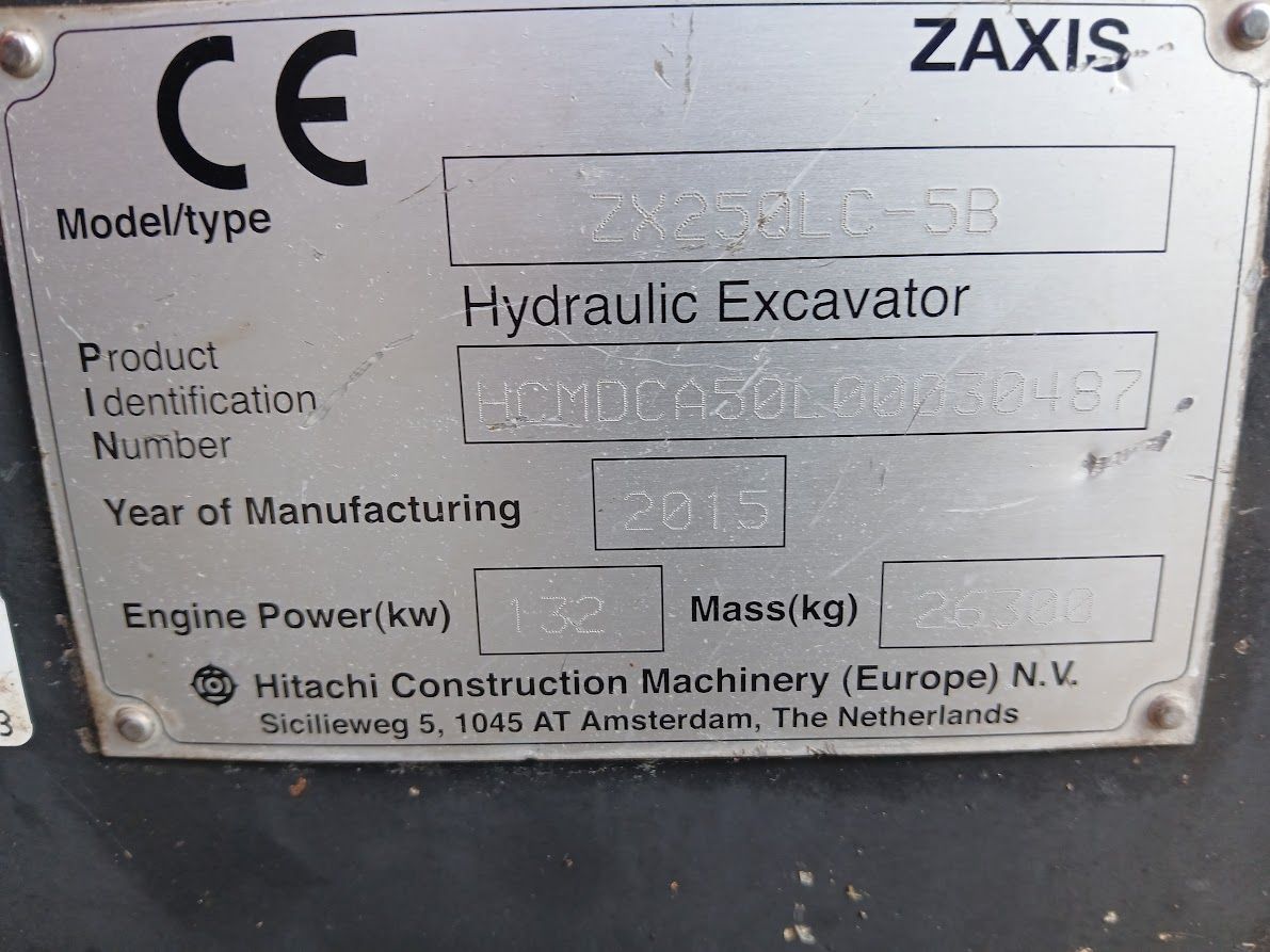 Hitachi ZX250LC-5B