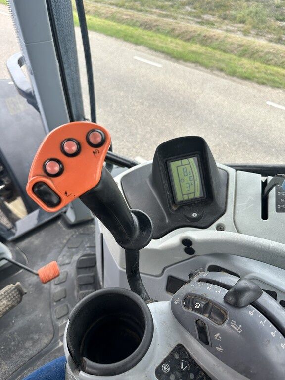 New Holland 215 S