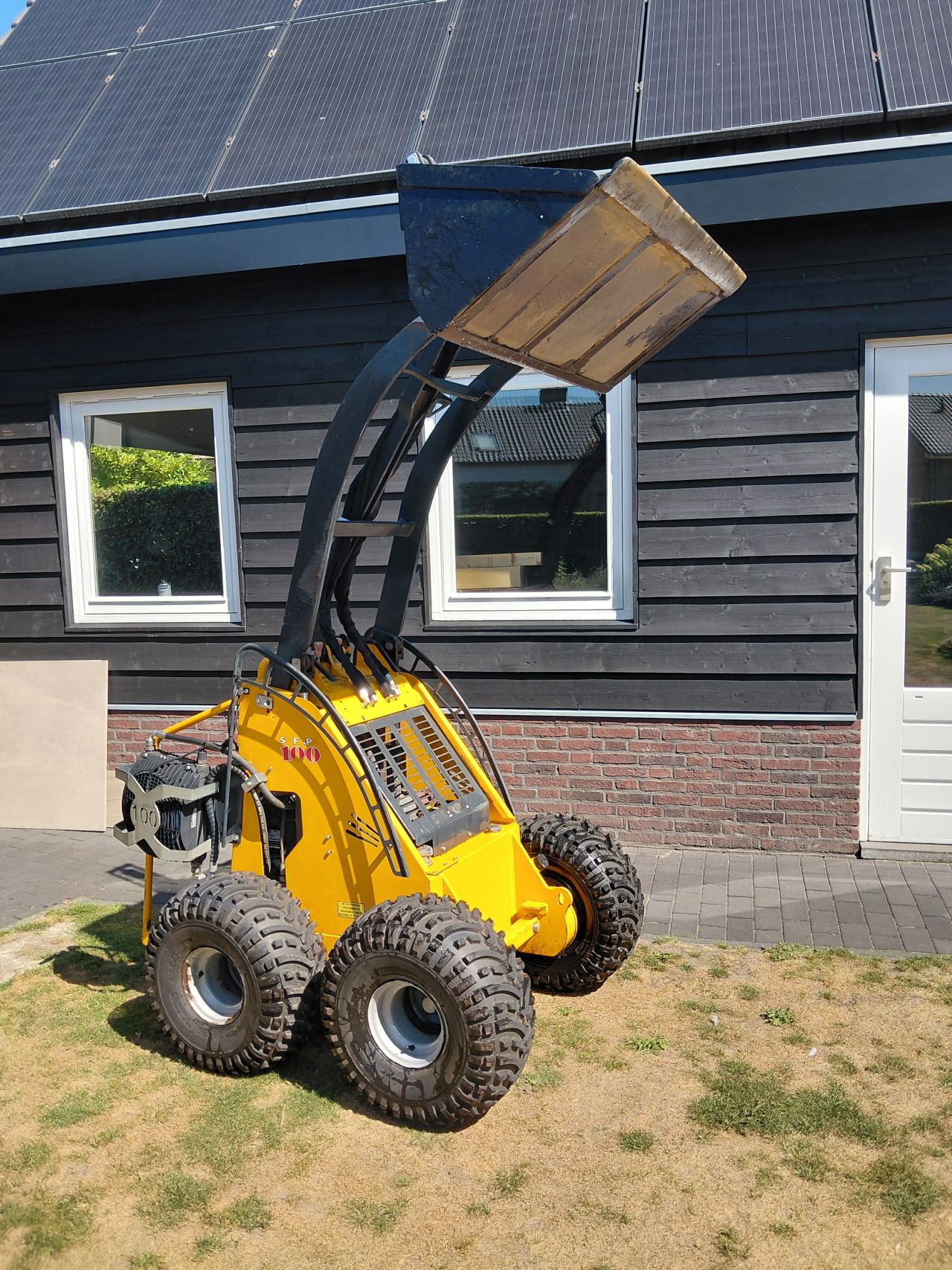 Sherpa 100 ( Bj 2022 ) Skidster / Giant / Mini loader / Shovel