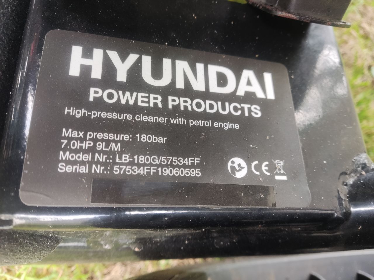 Set HYUNDAI machines (grondboor en hogedrukreiniger)