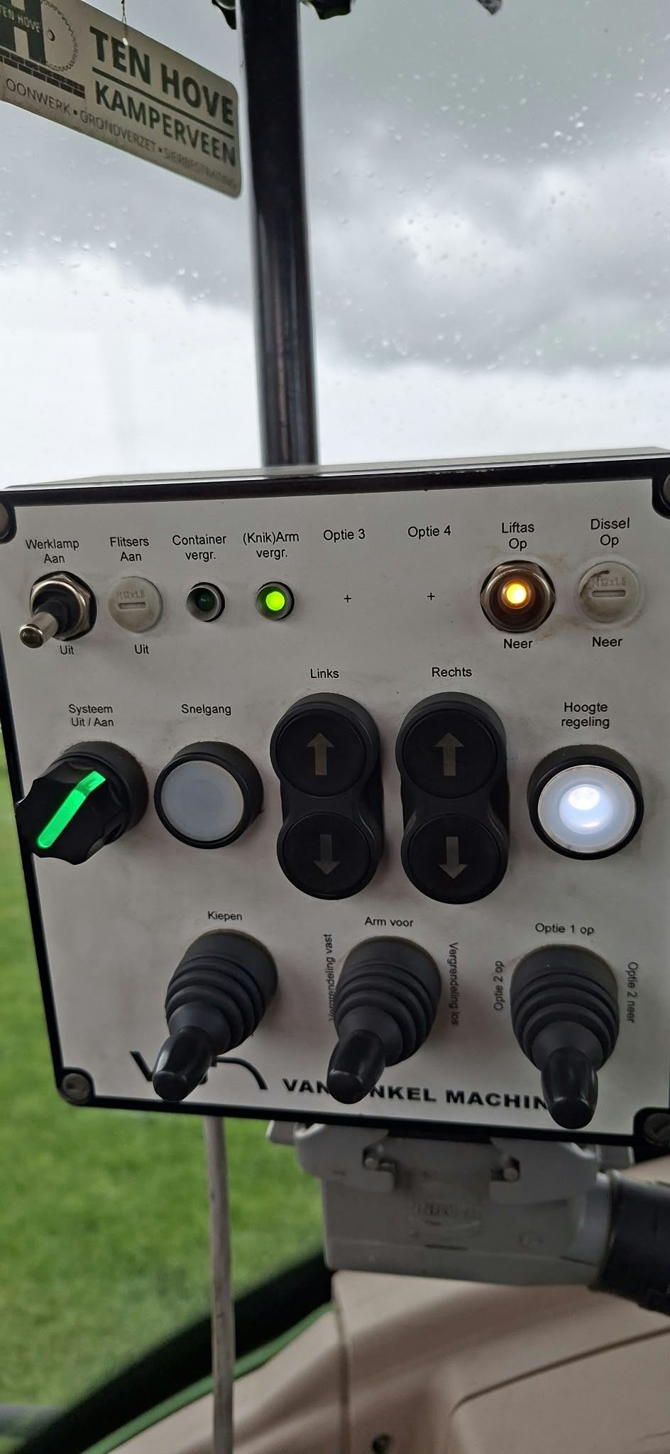 Vgm haakarm carrier HA30 jong gebruikt