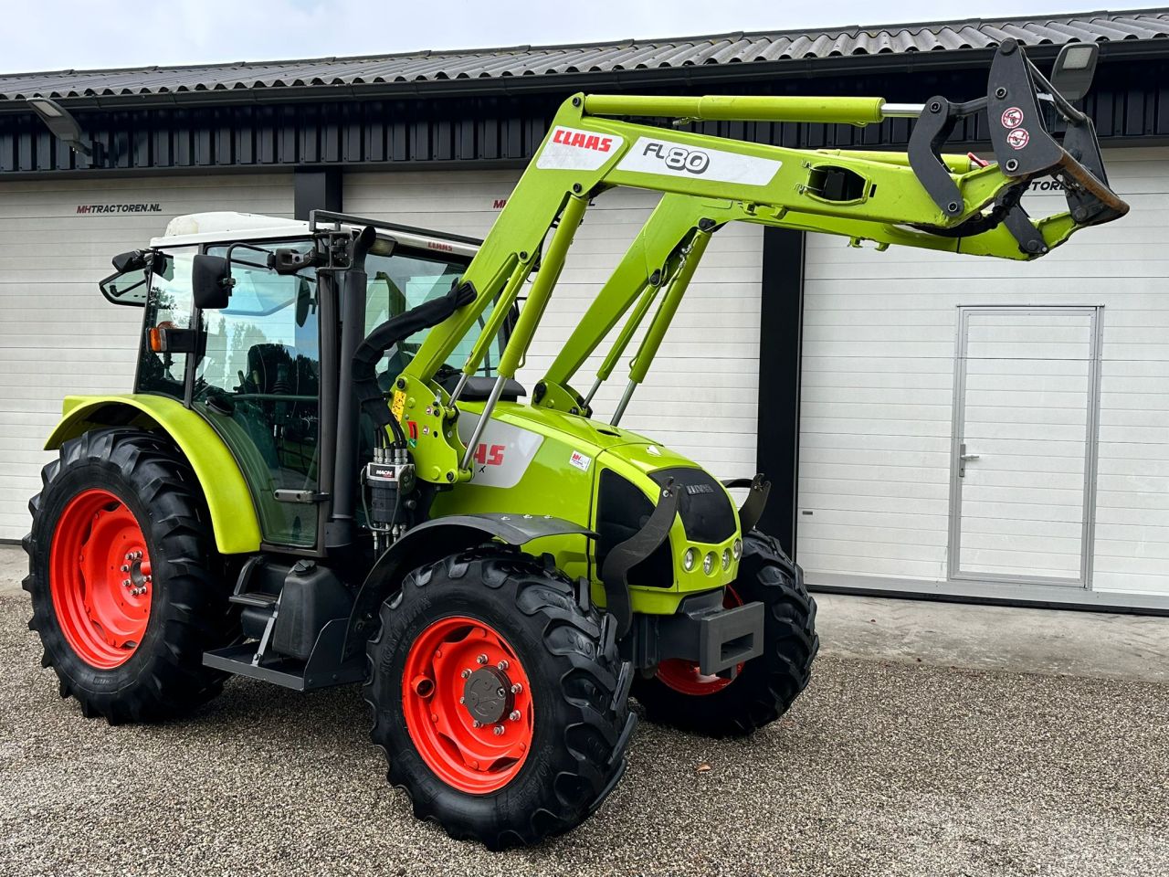 TE KOOP: zeer nette CLAAS CELTIS 426-RX