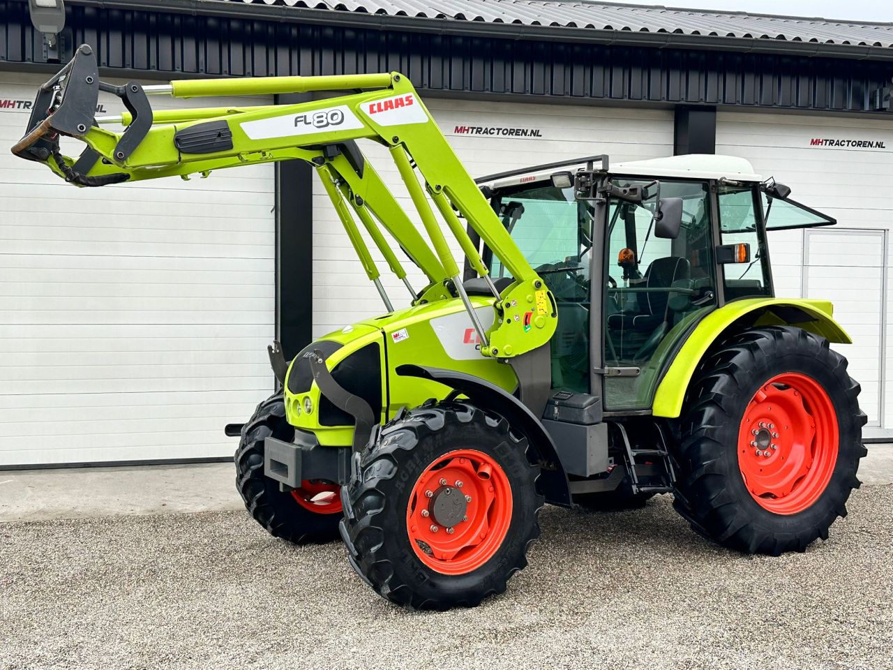 TE KOOP: zeer nette CLAAS CELTIS 426-RX