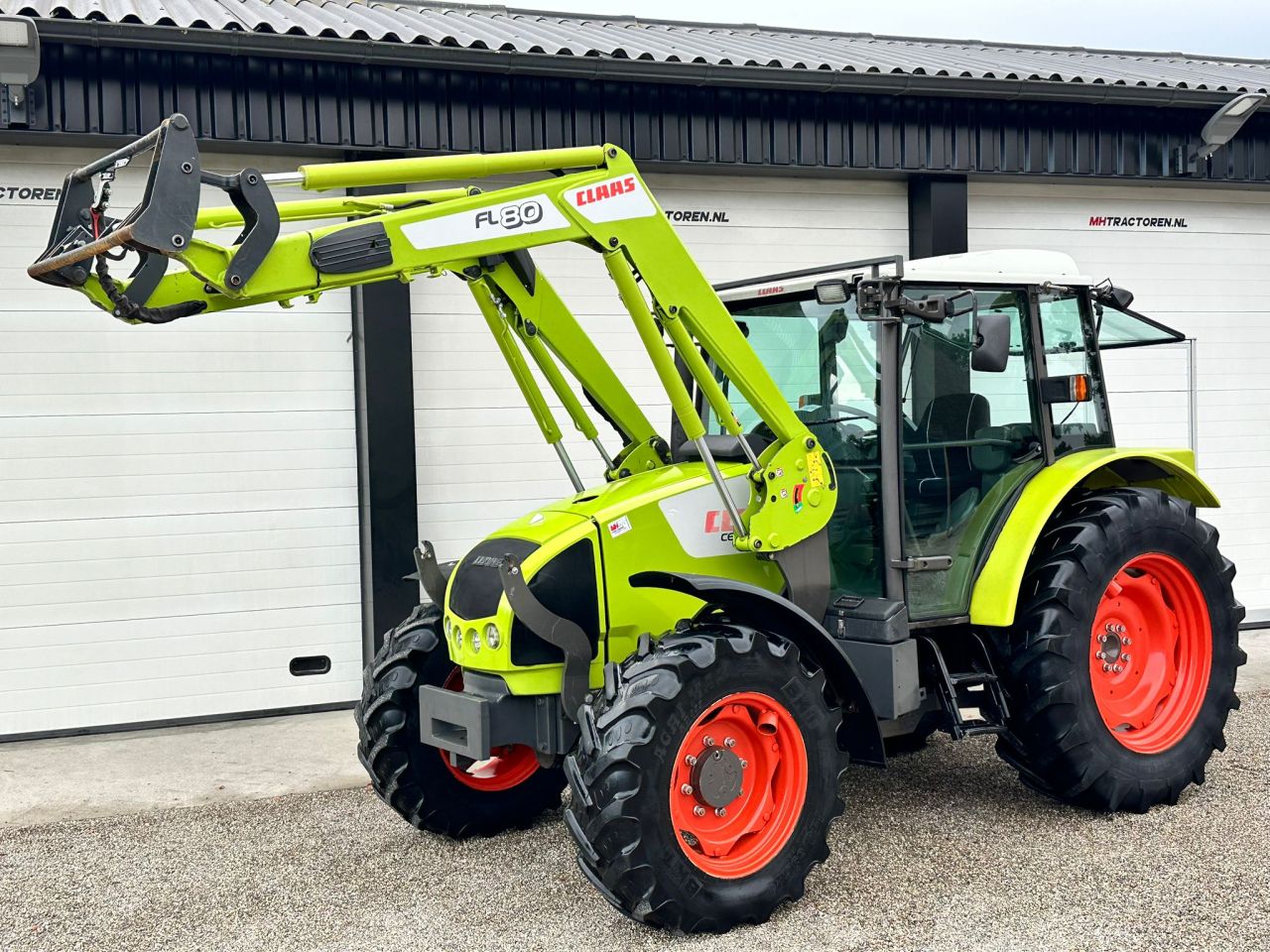 TE KOOP: zeer nette CLAAS CELTIS 426-RX