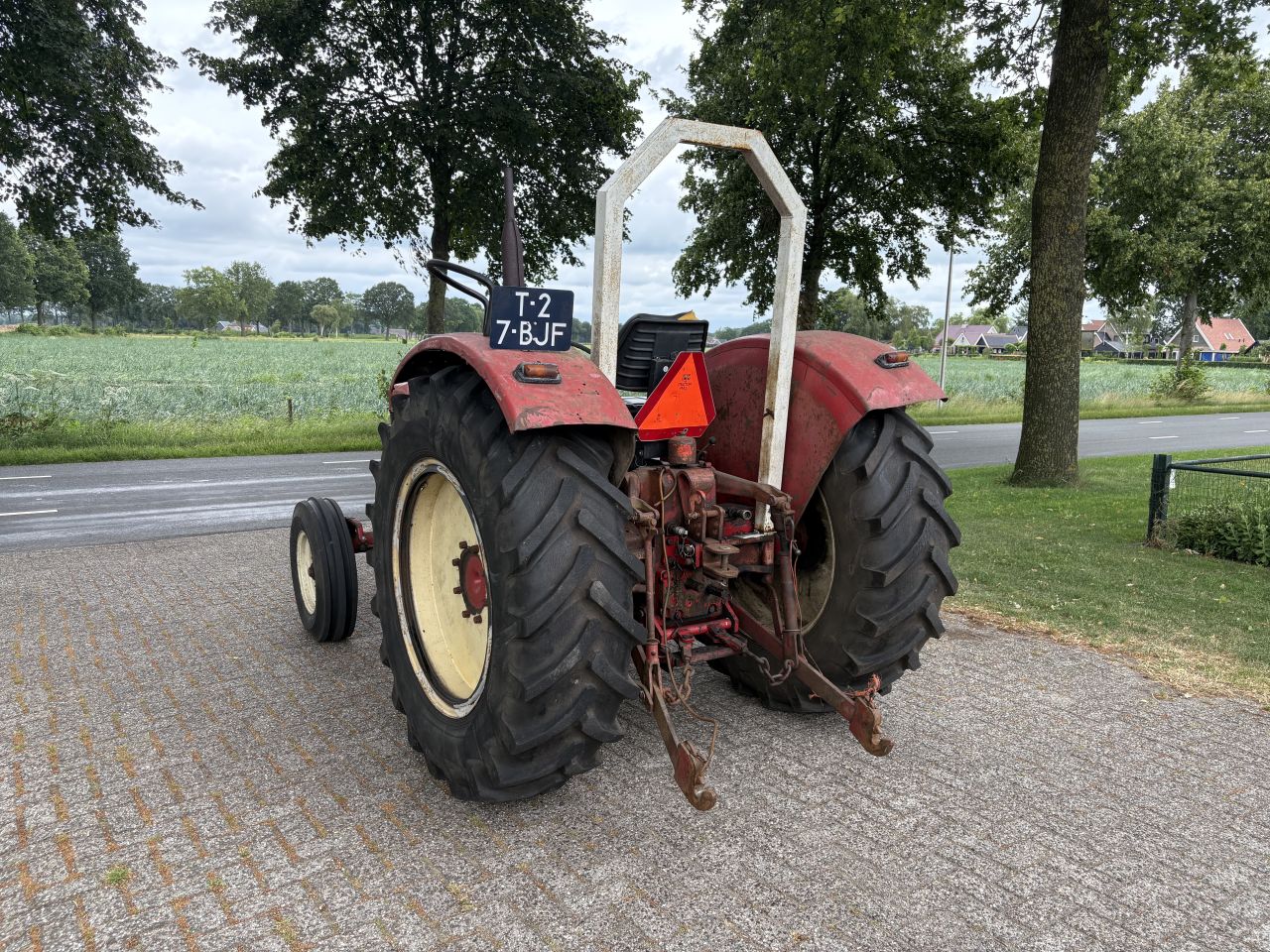 International 523