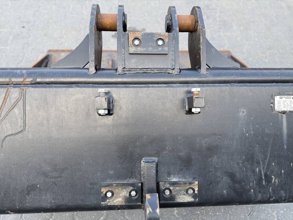 SE Equipment 1.50 puinbak