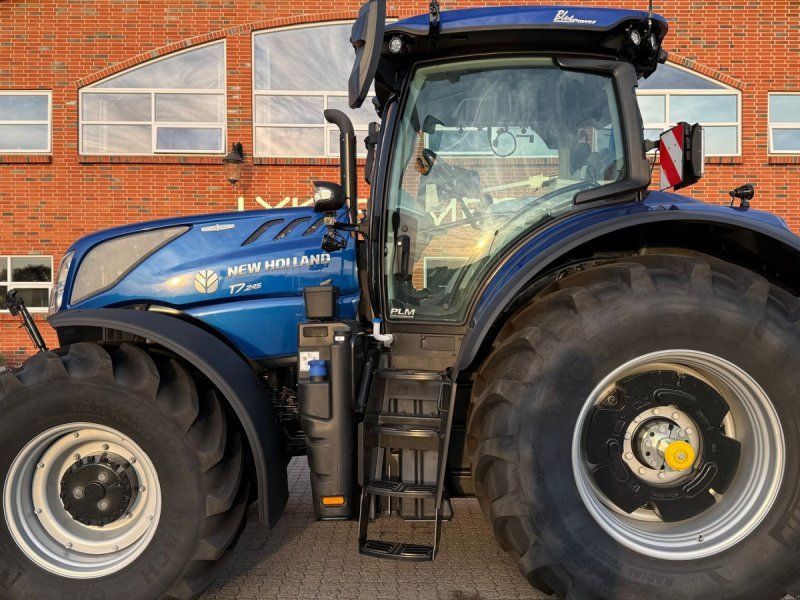 New Holland T7.245 AC Gen