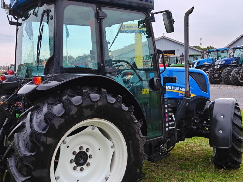 New Holland T4.100 F