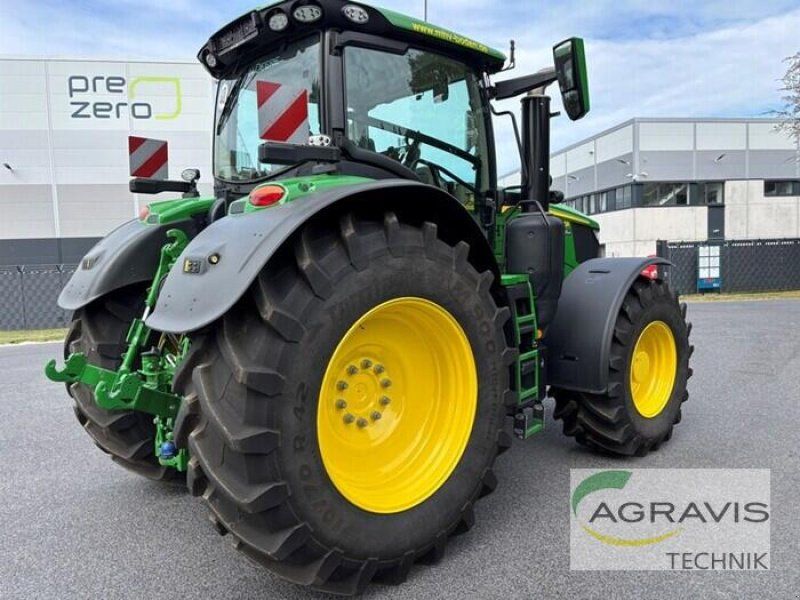 John Deere 6R 250