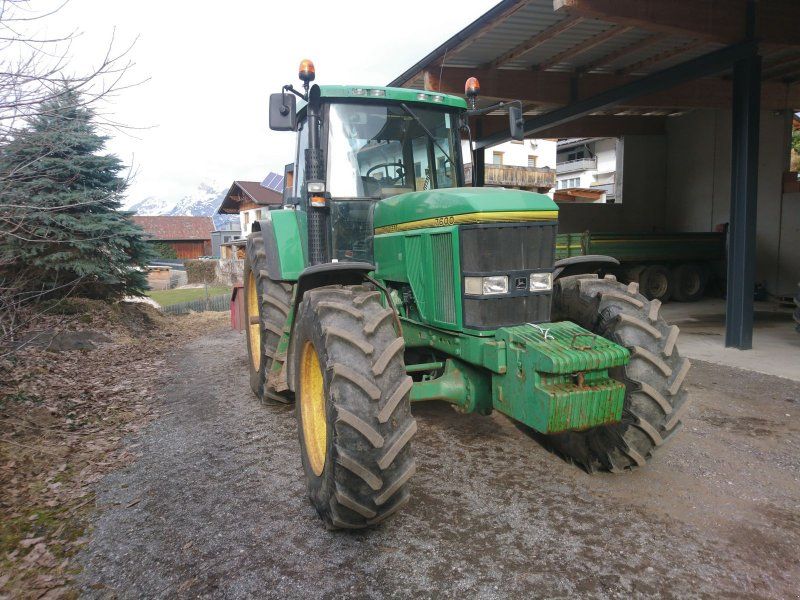 John Deere 7600 A