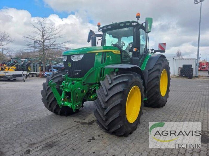 John Deere 6R 250