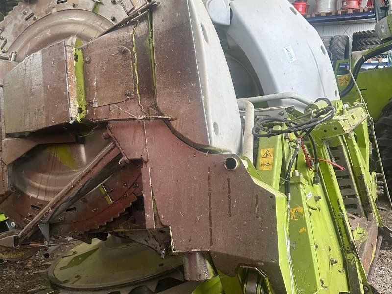 Claas Orbis 600 AC Pro, Schnellkuppler (Messer umgebaut Serie 20
