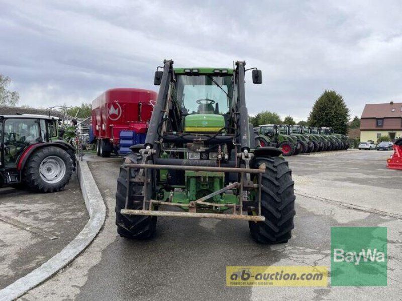 John Deere 7600