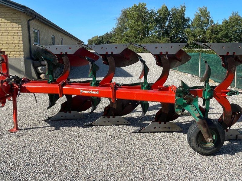 Kverneland 4x16 F-95