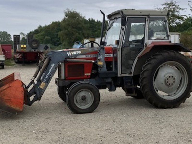 Massey Ferguson 375