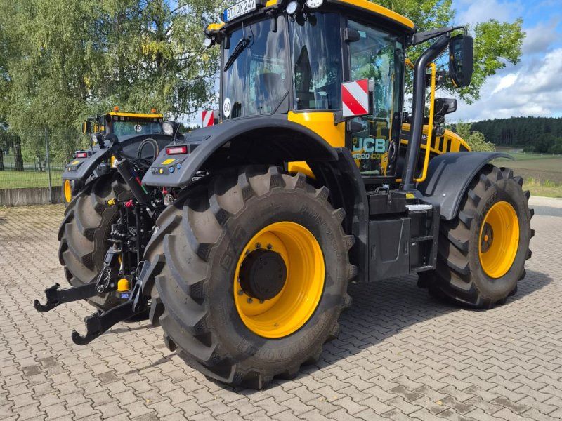 JCB Fastrac 4220 Demo Volausrüstung