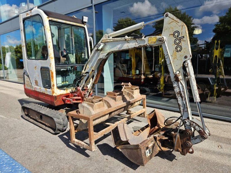 Takeuchi TB 016