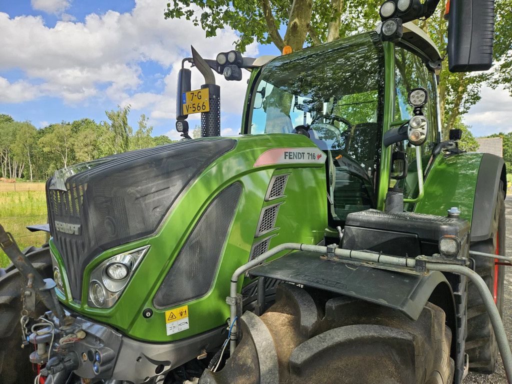 Fendt 716 S4 Profi Plus mit Reifendruckkontrollsystem 714 718 720