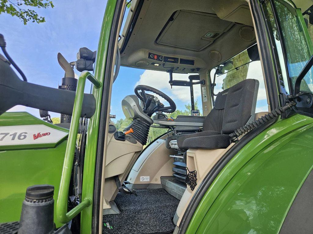 Fendt 716 S4 Profi Plus mit Reifendruckkontrollsystem 714 718 720