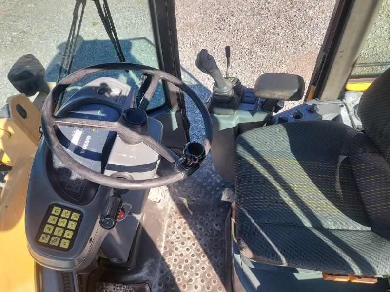 Volvo L 30 B