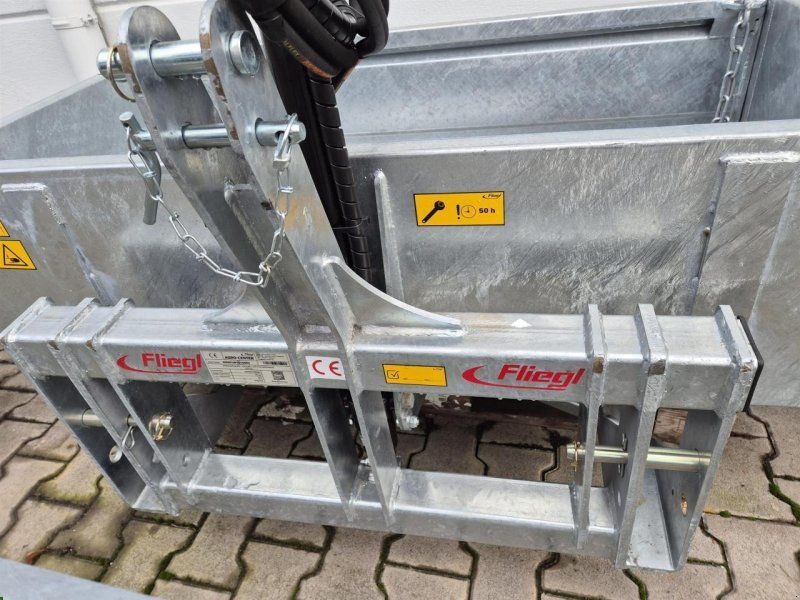 Fliegl HECKSCHAUFEL 1500MM HYDR.