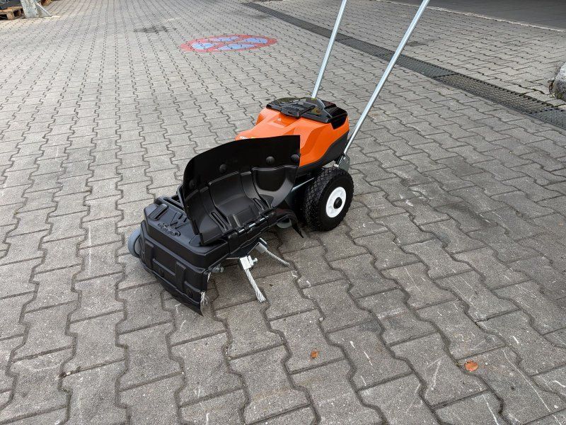 Husqvarna Westermann Wildkrautbesen WKB 430 Akku