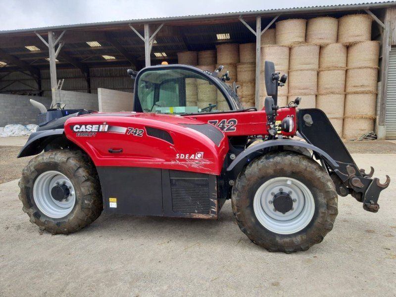 Case IH FARMLIFT742