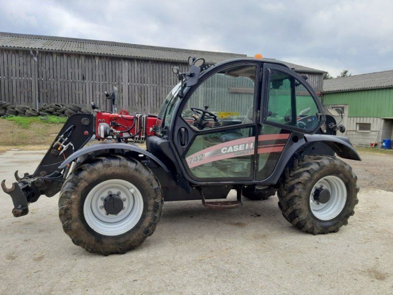 Case IH FARMLIFT742