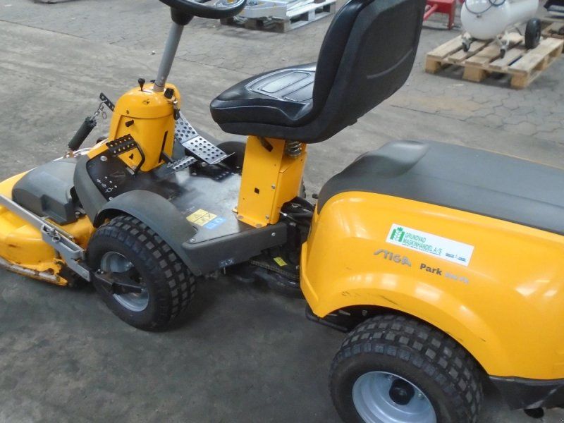 Stiga 340 PX 4WD m/ Ny Motor