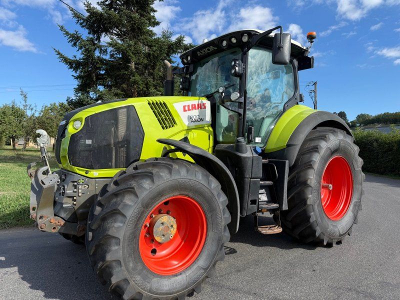 Claas AXION 800