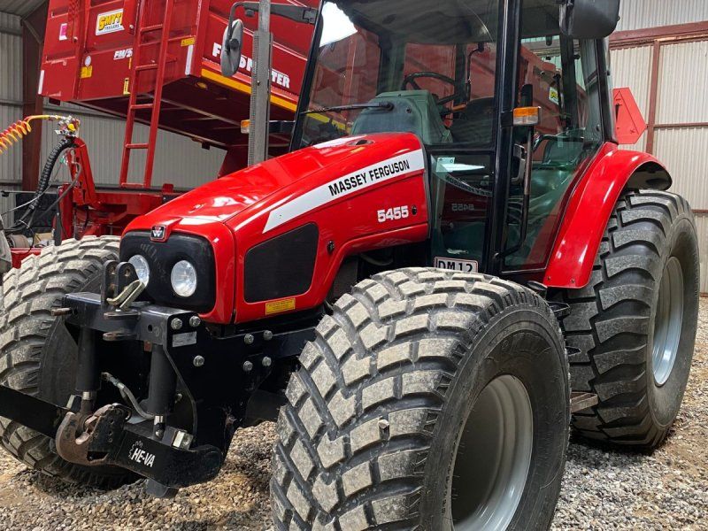 Massey Ferguson 5455