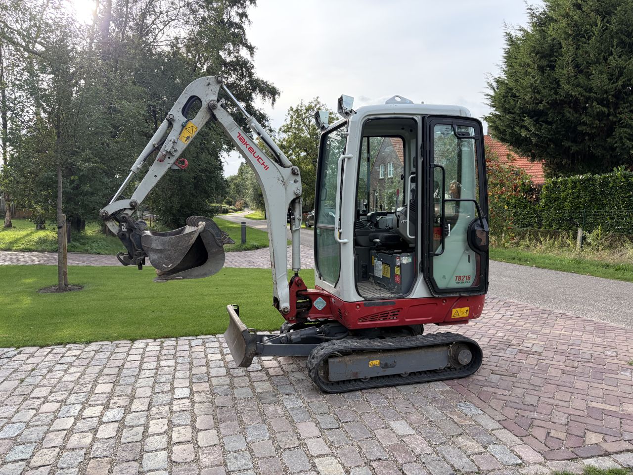 Takeuchi TB216