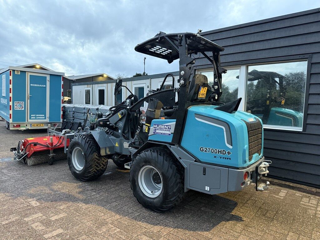 Giant G2700 X-TRA HD+ minishovel 2026 273 uur €515 LEASE