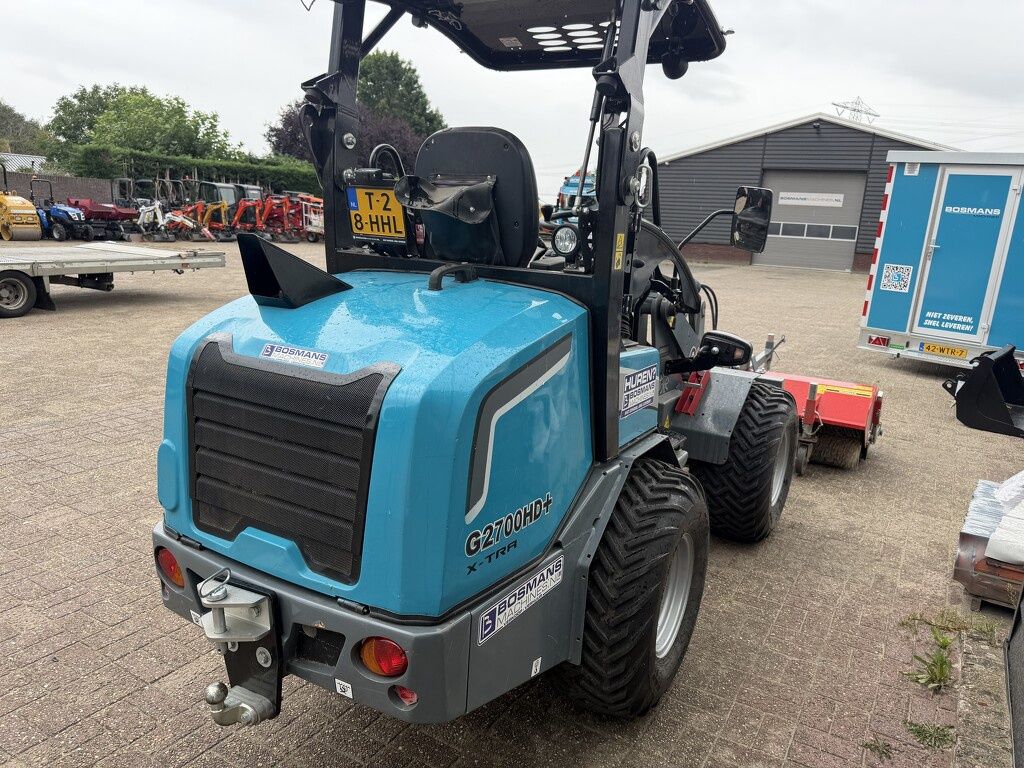Giant G2700 X-TRA HD+ minishovel 2026 273 uur €515 LEASE