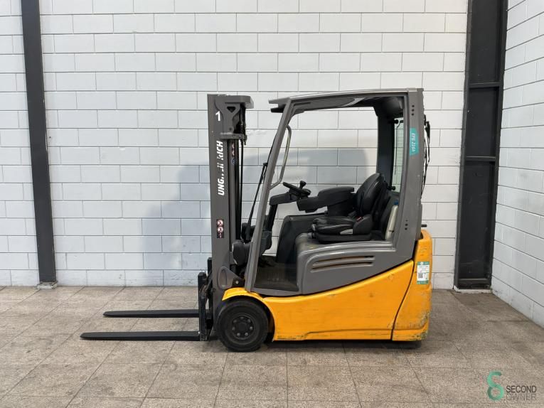Gabelstapler Elektrisch Jungheinrich EFG 216 2016 Triplex