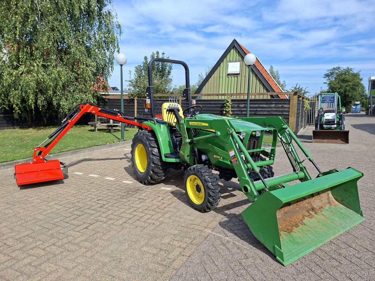 John Deere 3036e trekker met voorlader - 465 draaiuren - 35 pk