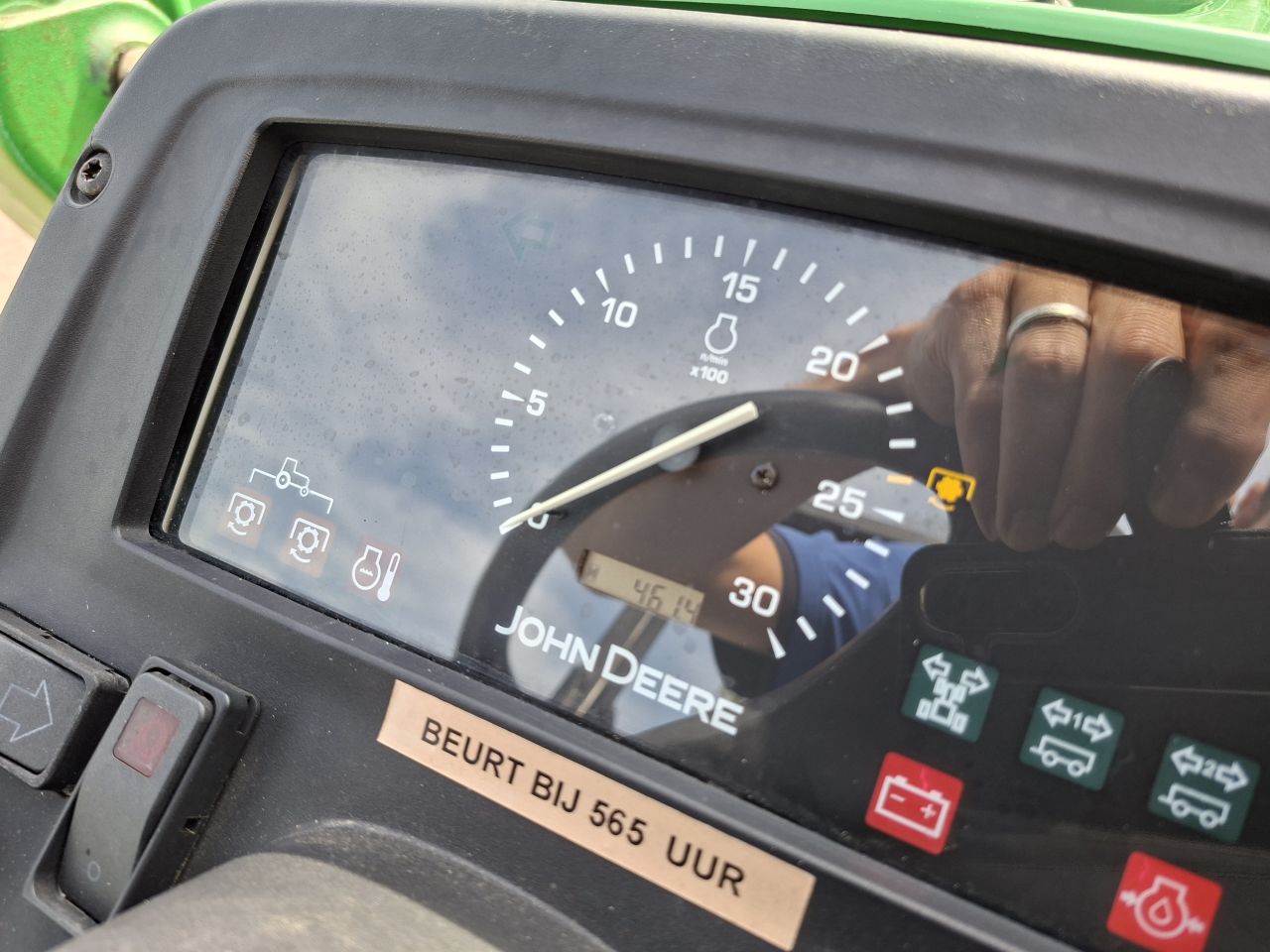 John Deere 3036e trekker met voorlader - 465 draaiuren - 35 pk