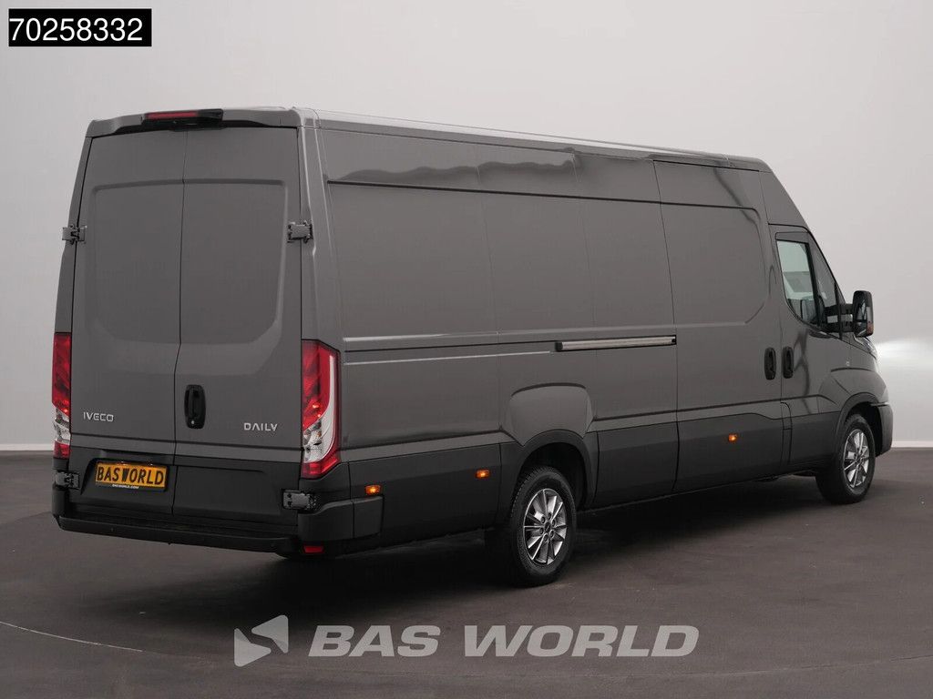 Iveco Daily 35S21 BPM VRIJ! 3.0L Automaat 210PK L3H2 2025-Model 3,5t Trekvermogen ACC LED CarPlay Camera Parkeersensoren Velgen 16m3 Euro6 L4H2 16m3 Airco