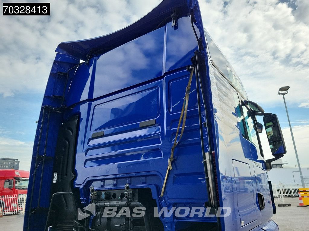 MAN TGX 18.500 4X2 XXL Mega Retarder 2x Tanks ACC