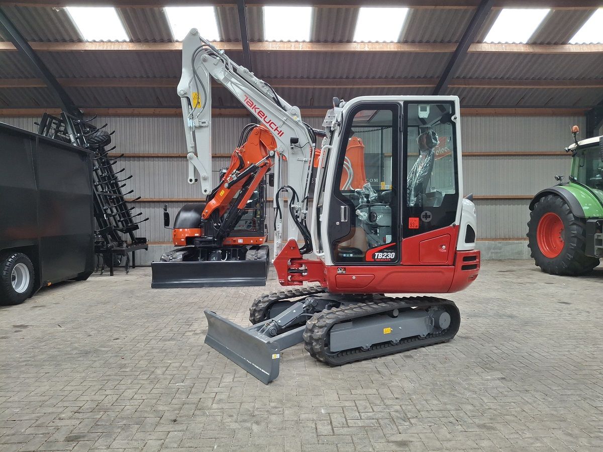 Takeuchi TB230, minigraver, minikraan, BJ2026, Nieuw!