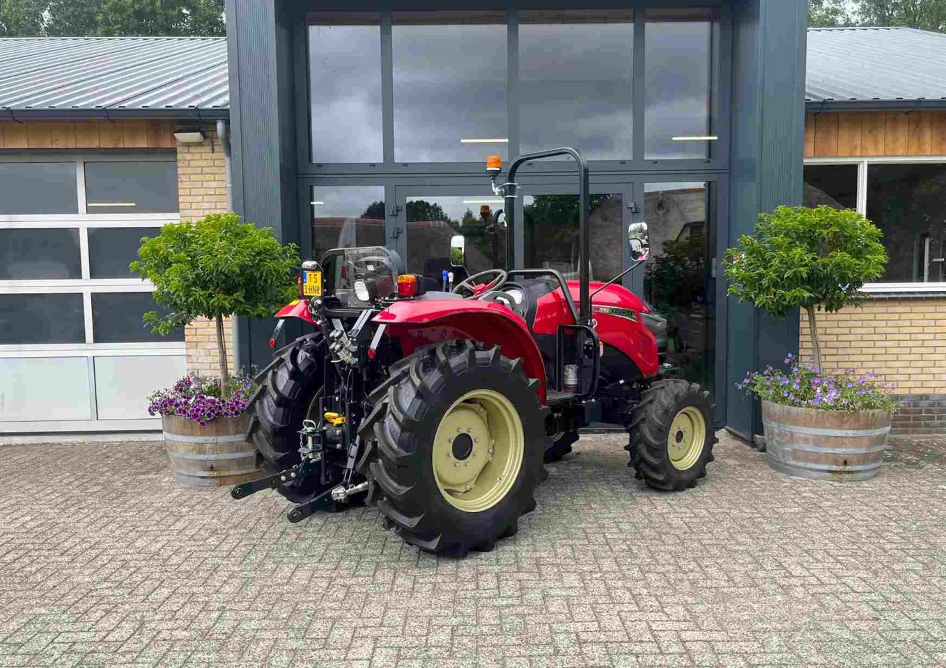 Yanmar YM 359, 60 pk tractor voor een speciale demoprijs