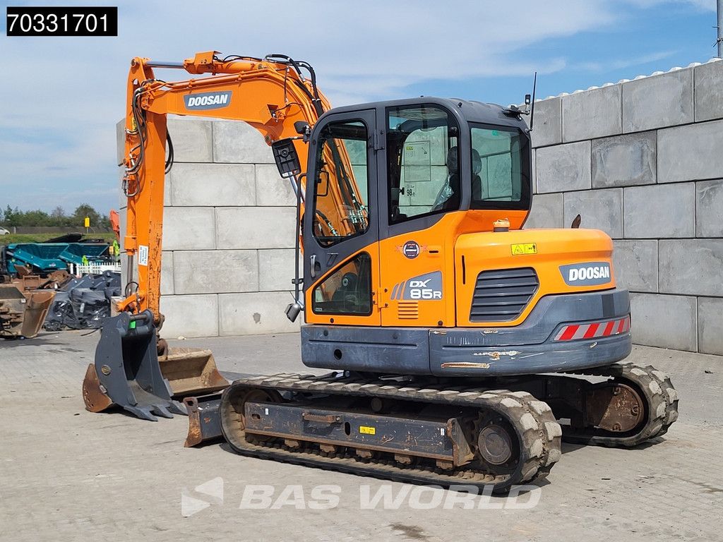 Doosan DX85 R-3 A/C - 2 Buckets