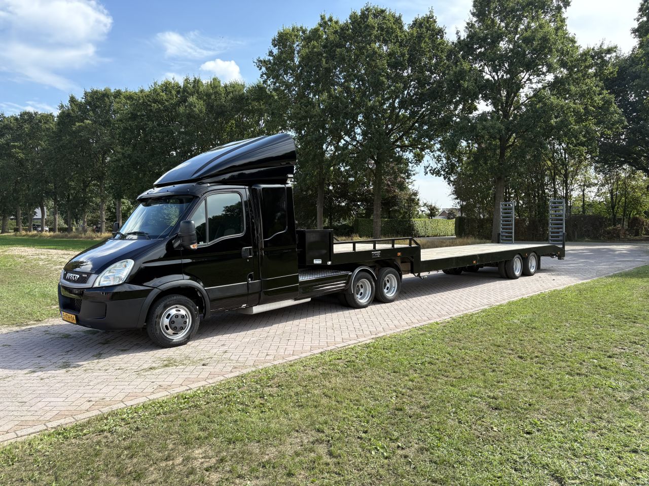 Be trekker iveco 12 TON EURO 5 -be oplegger semi dieplader