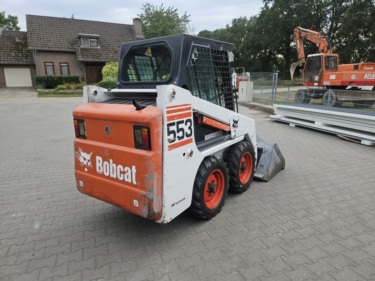 Bobcat 553
