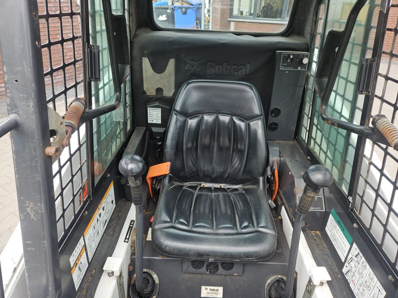 Bobcat 553